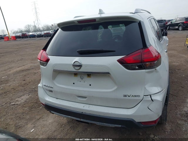 44774384 :رقم المزاد ، KNMAT2MV7HP532362 vin ، 2017 Nissan Rogue Sv مزاد بيع