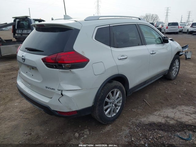 44774384 :رقم المزاد ، KNMAT2MV7HP532362 vin ، 2017 Nissan Rogue Sv مزاد بيع