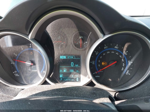 Продаж на аукціоні авто 2015 Chevrolet Cruze 1lt Auto, vin: 1G1PC5SB6F7261272, номер лоту: 44774393