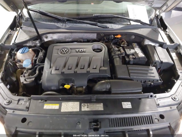 Aukcja sprzedaży 2014 Volkswagen Passat 2.0l Tdi Sel Premium, vin: 1VWCN7A32EC084809, numer aukcji: 44774398