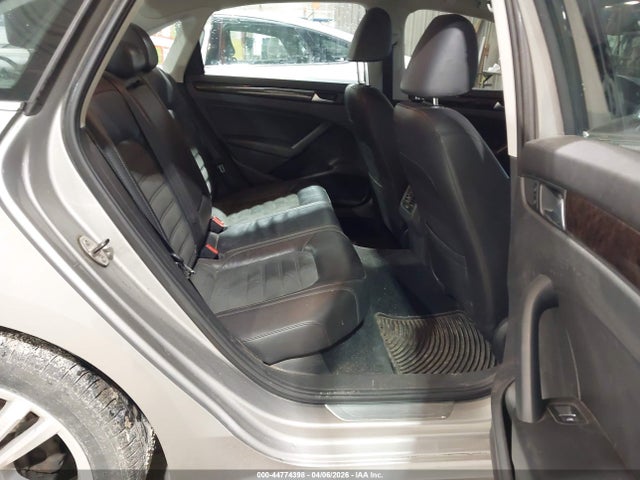 Aukcja sprzedaży 2014 Volkswagen Passat 2.0l Tdi Sel Premium, vin: 1VWCN7A32EC084809, numer aukcji: 44774398