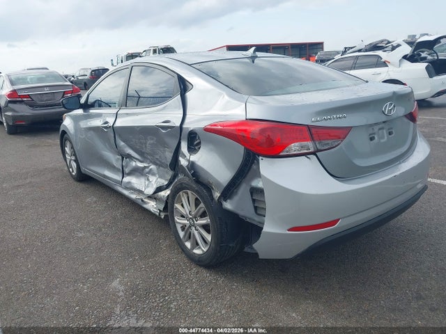2015 Hyundai Elantra Se მანქანა იყიდება აუქციონზე, vin: 5NPDH4AE6FH598277, აუქციონის ნომერი: 44774434