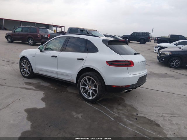 Porsche Macan 2018 WP1AA2A51JLB02574 Image 3