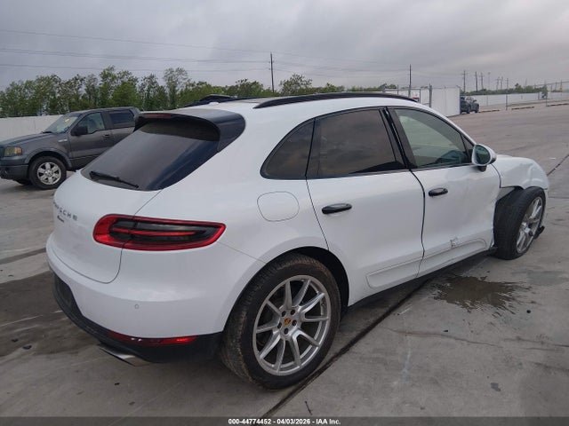 Porsche Macan 2018 WP1AA2A51JLB02574 Image 4