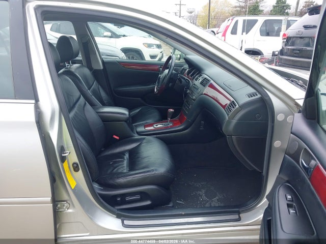 Aukcja sprzedaży 2003 Lexus Es 300, vin: JTHBF30G830123358, numer aukcji: 44774459