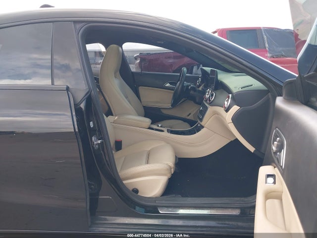 44774504 :رقم المزاد ، WDDSJ4EB5JN634597 vin ، 2018 Mercedes-benz Cla 250 مزاد بيع