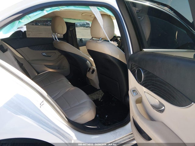 44774515 :رقم المزاد ، 55SWF4JB5HU207463 vin ، 2017 Mercedes-benz C 300 مزاد بيع
