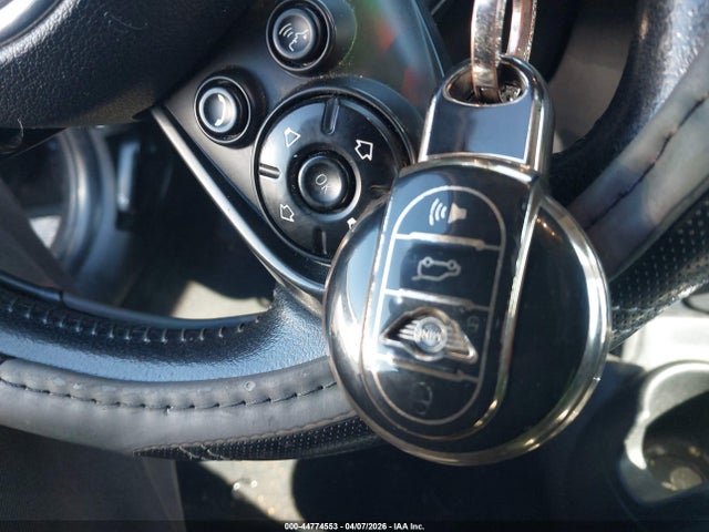 Продаж на аукціоні авто 2014 Mini Hardtop Cooper, vin: WMWXM5C59ET935219, номер лоту: 44774553
