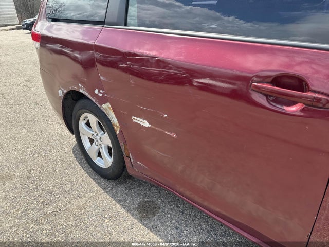 2012 TOYOTA SIENNA 5TDZK3DC2CS206784 Photo 5