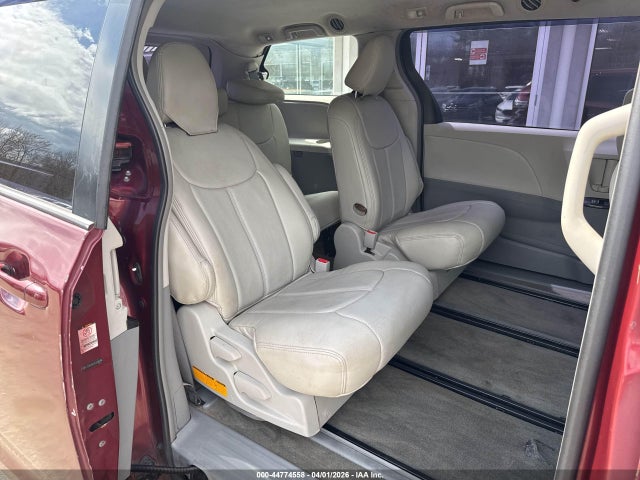 2012 TOYOTA SIENNA 5TDZK3DC2CS206784 Photo 7