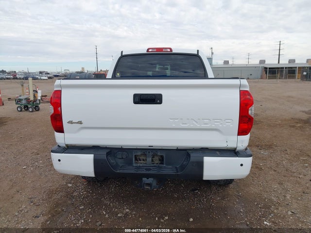 5TFAW5F10EX327920 Toyota Tundra Platinum 5.7l V8