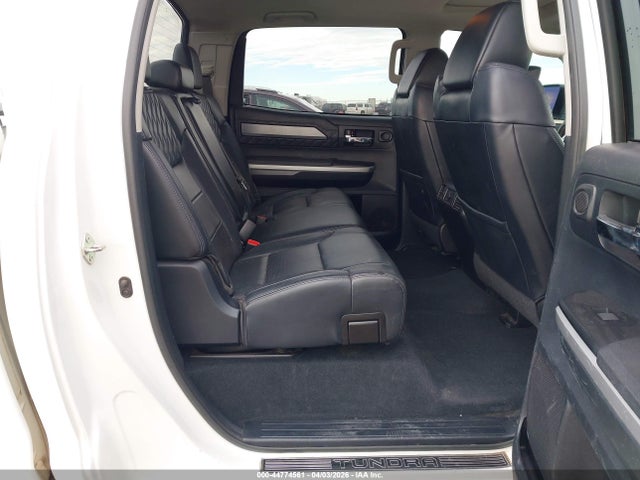 5TFAW5F10EX327920 Toyota Tundra Platinum 5.7l V8