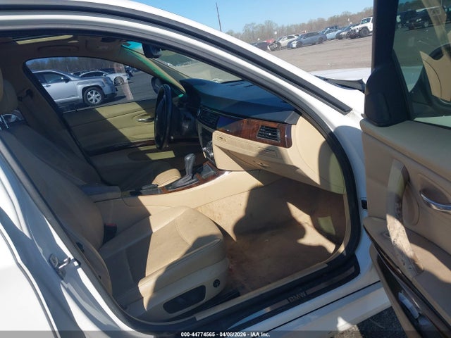 44774565 :رقم المزاد ، WBAPK5C55BA662194 vin ، 2011 Bmw 328i Xdrive مزاد بيع