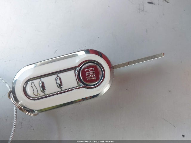 2015 FIAT 500 3C3CFFAR0FT527998 Photo 10