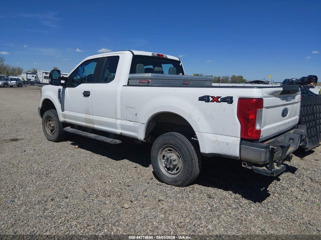 2018 Ford F-250 Xl მანქანა იყიდება აუქციონზე, vin: 1FT7X2B66JEC51696, აუქციონის ნომერი: 44774598
