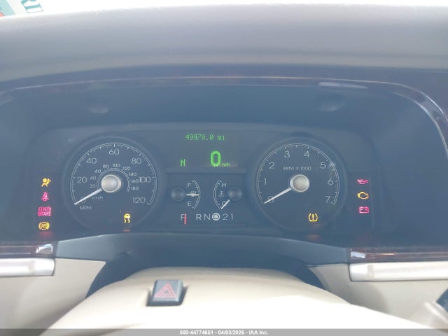 2009 LINCOLN TOWN CAR 2LNHM82V59X636700 Photo 6