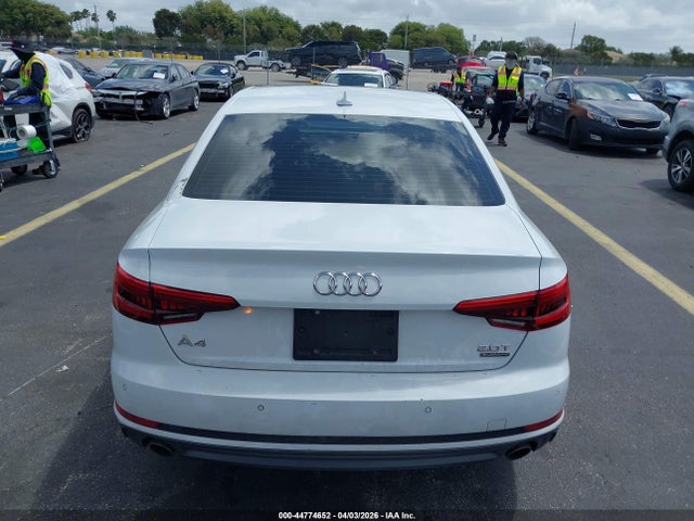 44774652 :رقم المزاد ، WAUENAF47HN039185 vin ، 2017 Audi A4 2.0t Premium مزاد بيع
