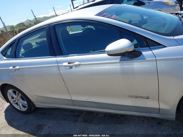 Ford Fusion Hybrid Se 2018 3FA6P0LU2JR170002 Image 13