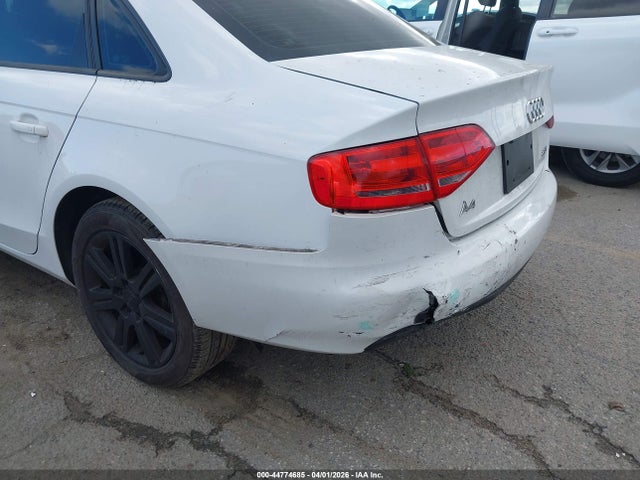 Продажа на аукционе авто 2011 Audi A4 2.0t Premium, vin: WAUAFAFL6BN038717, номер лота: 44774685