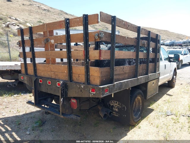 1FD8W3GT9GEA71791 Ford F-350 Chassis Xl
