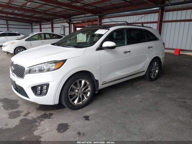 2018 KIA SORENTO 5XYPKDA56JG392939 Photo 1