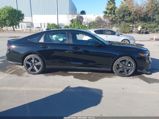 1HGCY2F53TA014012 Honda Accord Hybrid Sport