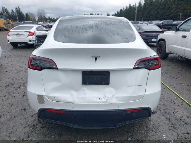 Продажа на аукционе авто 2022 Tesla Model Y Long Range Dual Motor All-wheel Drive, vin: 7SAYGDEE3NF363009, номер лота: 44774753