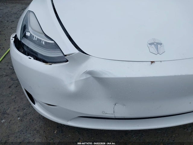 Продажа на аукционе авто 2022 Tesla Model Y Long Range Dual Motor All-wheel Drive, vin: 7SAYGDEE3NF363009, номер лота: 44774753