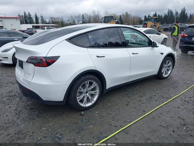 Продажа на аукционе авто 2022 Tesla Model Y Long Range Dual Motor All-wheel Drive, vin: 7SAYGDEE3NF363009, номер лота: 44774753