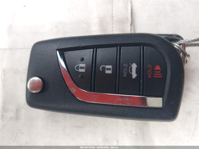 4T1C11AK5MU612575 Toyota CAMRY LE