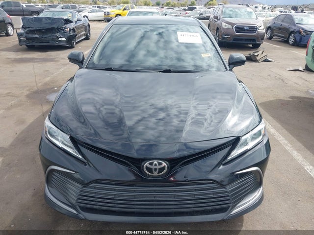 4T1C11AK5MU612575 Toyota CAMRY LE
