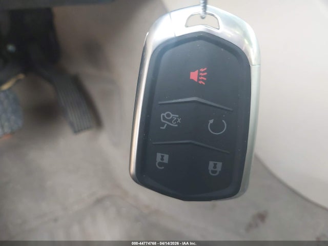2G61L5S37E9202561 Cadillac Xts Standard