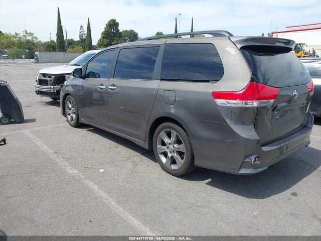5TDXK3DC3ES517084 Toyota Sienna Se 8 Passenger