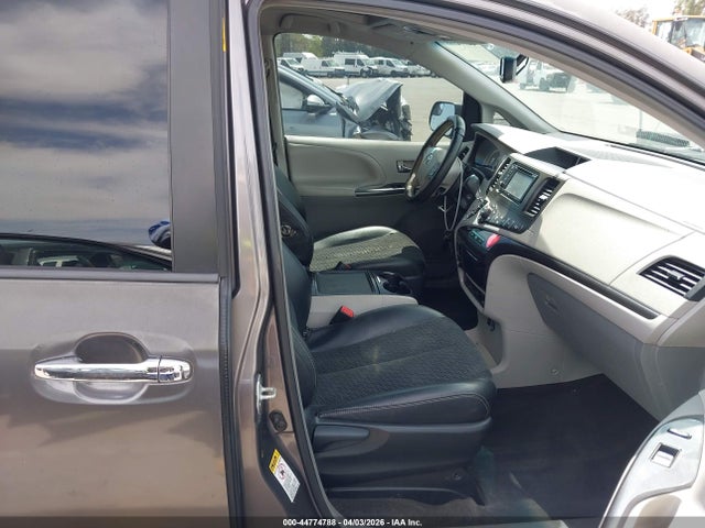 5TDXK3DC3ES517084 Toyota Sienna Se 8 Passenger