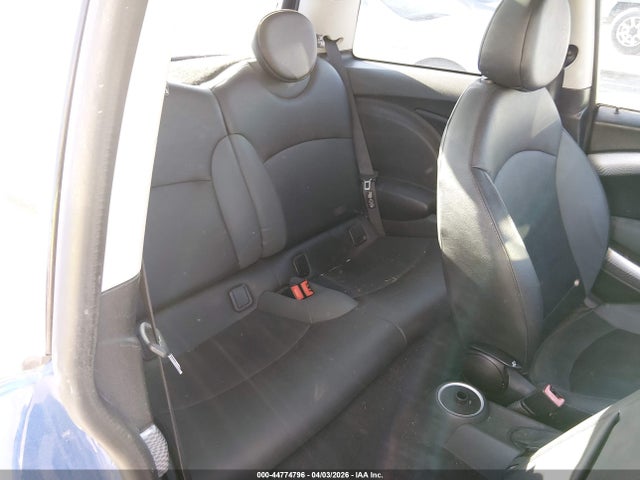 2010 MINI COOPER S WMWMF7C50ATZ73201 Photo 7
