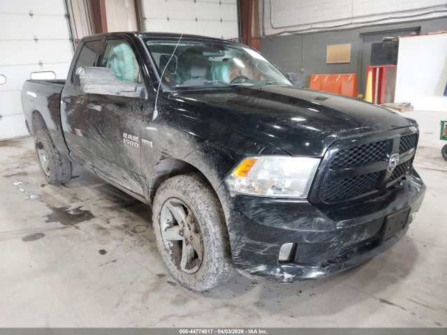2013 RAM 1500 1C6RR7FT8DS572992