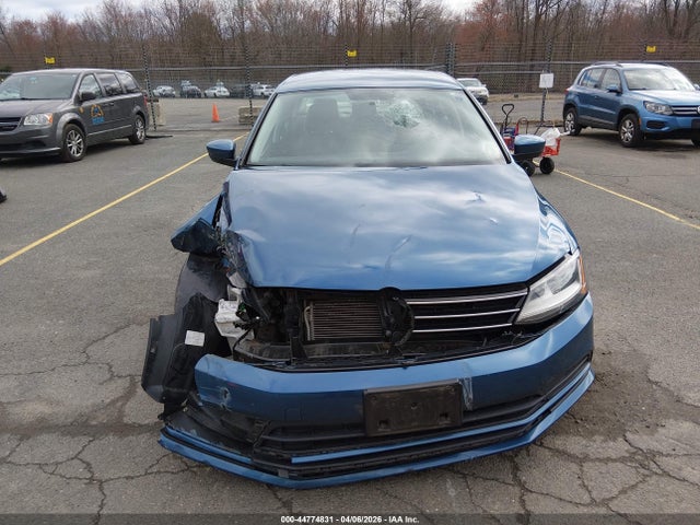2017 Volkswagen Jetta 1.4t S მანქანა იყიდება აუქციონზე, vin: 3VW2B7AJ9HM353233, აუქციონის ნომერი: 44774831