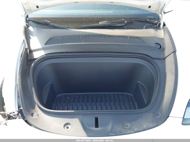 Продаж на аукціоні авто 2022 Tesla Model Y Long Range Dual Motor All-wheel Drive, vin: 7SAYGDEE1NA011043, номер лоту: 44774849