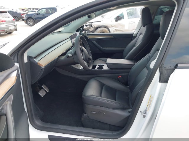 Продаж на аукціоні авто 2022 Tesla Model Y Long Range Dual Motor All-wheel Drive, vin: 7SAYGDEE1NA011043, номер лоту: 44774849