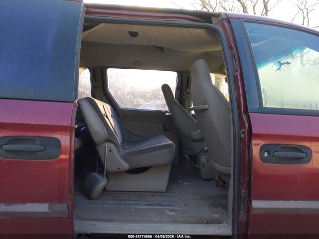 Продажа на аукционе авто 2002 Chrysler Voyager, vin: 1C4GJ25362B501380, номер лота: 44774856