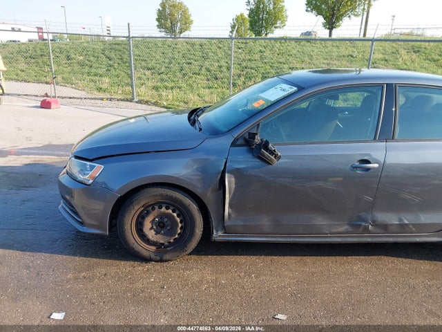 2015 Volkswagen Jetta 2.0l S მანქანა იყიდება აუქციონზე, vin: 3VW2K7AJ8FM412348, აუქციონის ნომერი: 44774863