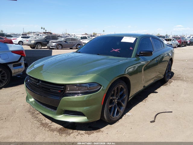 2C3CDXBGXNH261938 Dodge Charger Sxt Rwd