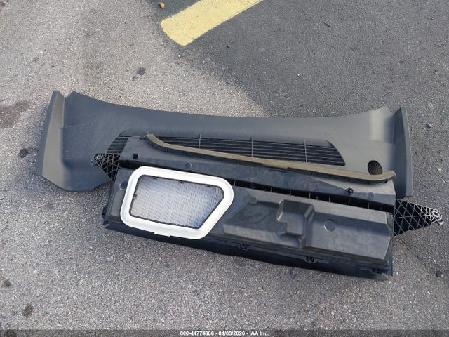 Продажа на аукционе авто 2024 Tesla Model Y Long Range Dual Motor All-wheel Drive, vin: 7SAYGDEE0RA257555, номер лота: 44774886