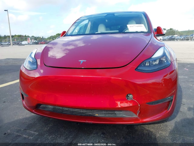 Продажа на аукционе авто 2024 Tesla Model Y Long Range Dual Motor All-wheel Drive, vin: 7SAYGDEE0RA257555, номер лота: 44774886