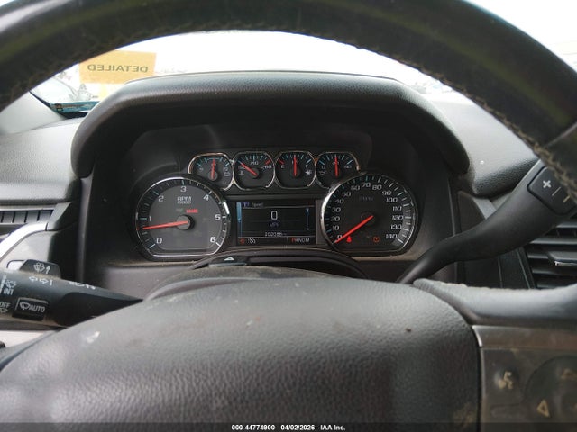 Продажа на аукционе авто 2015 Chevrolet Suburban 1500 Lt, vin: 1GNSCJKC0FR235894, номер лота: 44774900
