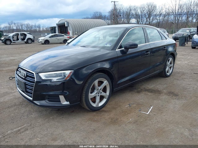 2019 AUDI A3 WAUBEGFF2KA098876 Photo 1