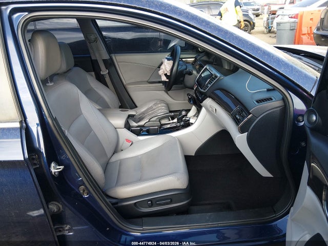 44774924 :رقم المزاد ، 1HGCR2F84GA115184 vin ، 2016 Honda Accord Ex-l مزاد بيع