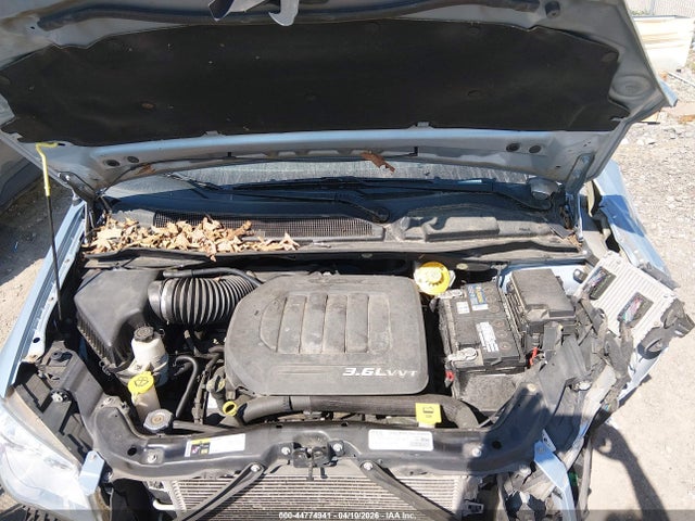 Продаж на аукціоні авто 2016 Chrysler Town & Country Touring, vin: 2C4RC1BG7GR231315, номер лоту: 44774941