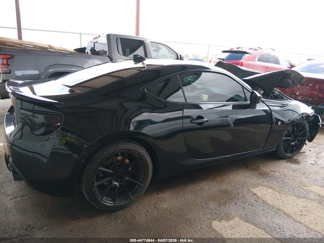 JF1ZNAA18H8703340 Toyota 86