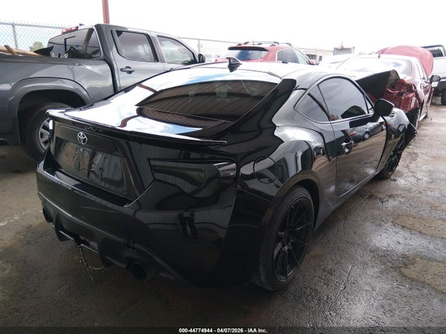 JF1ZNAA18H8703340 Toyota 86